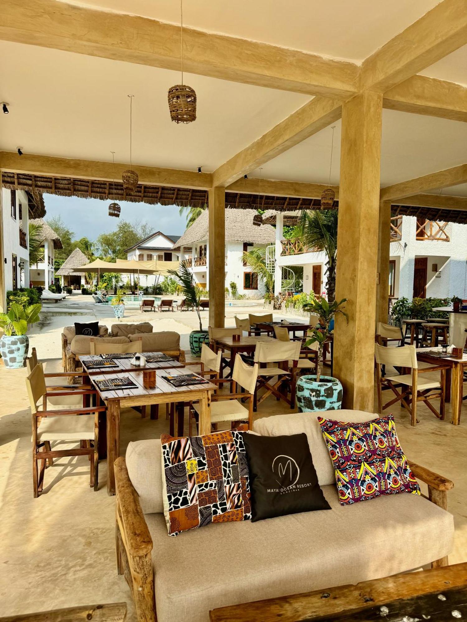 Mayai Ocean Resort Bwejuu Exteriör bild
