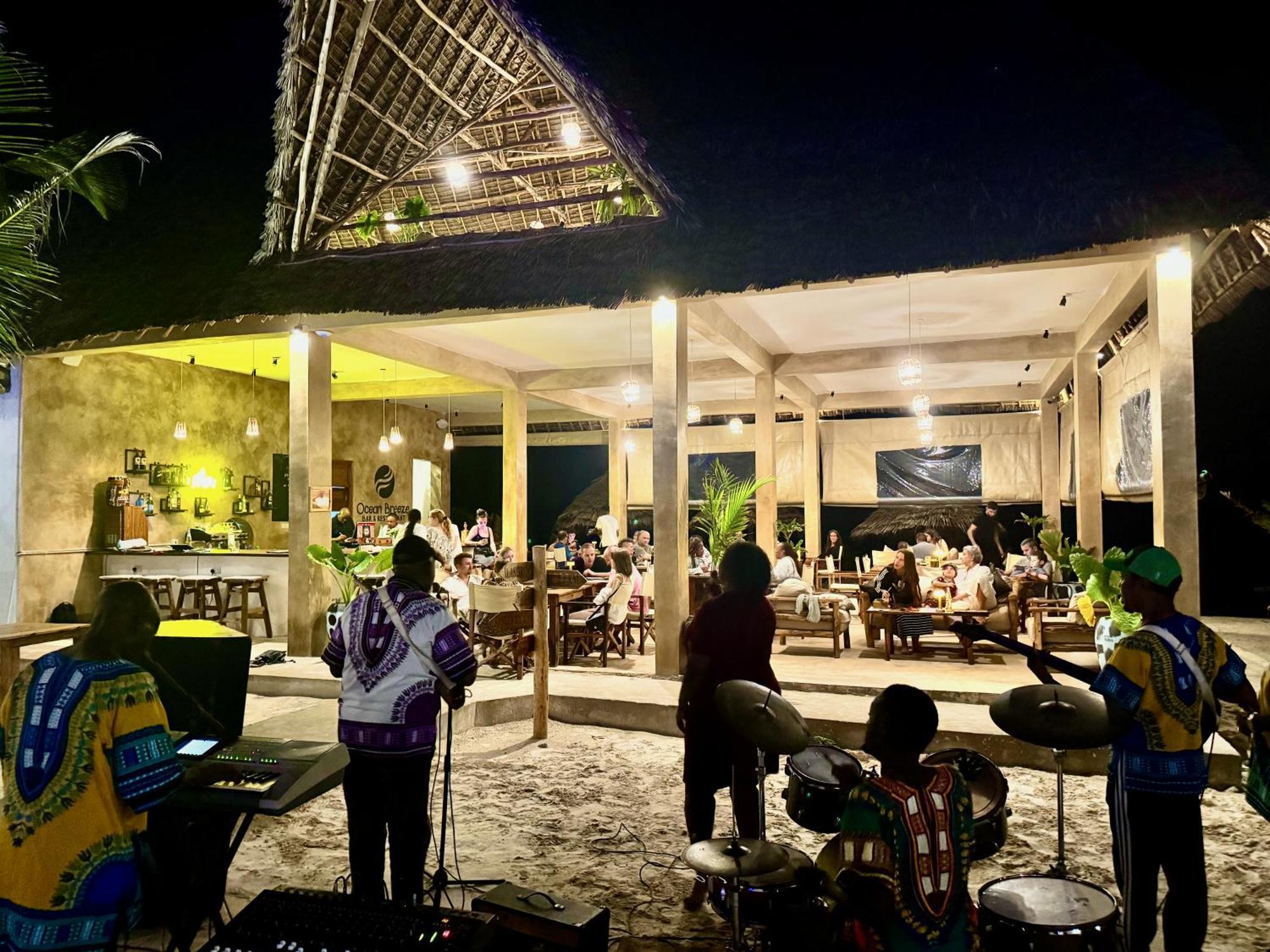 Mayai Ocean Resort Bwejuu Exteriör bild